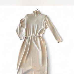 Vintage St. John Cream knit turtleneck dress in good condition